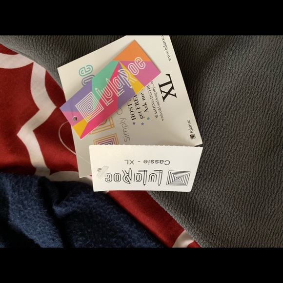 Cassie - Picture 2 of 2